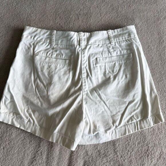 J Crew Women’s White 4" Chino Short - Picture 4 of 12